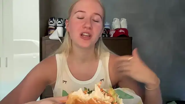 itssosierra online show from 04-03-26, 02:31