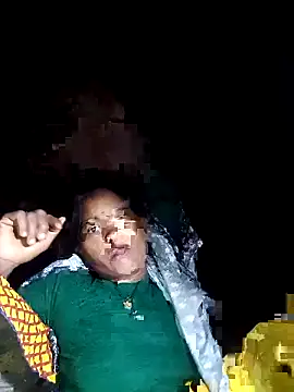 Cutsedi3 online show from 10-31-25, 10:55