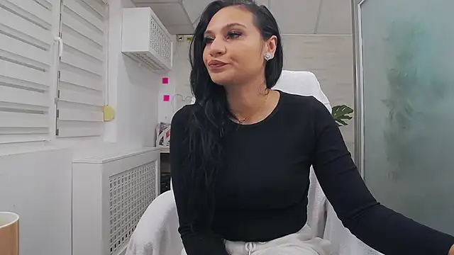 YaraXCox online show from 11-07-25, 04:12