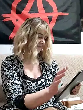 Amelialove42 online show from 03-08-26, 06:55