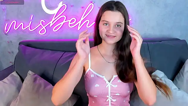 Renesmy Black online show from 10-24-25, 12:41