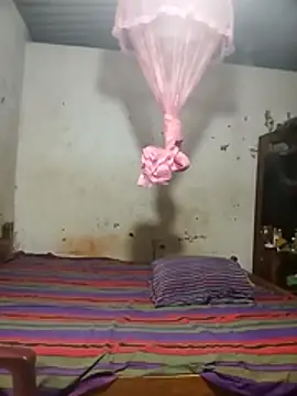 HarshiStar7 online show from 12-14-25, 09:41