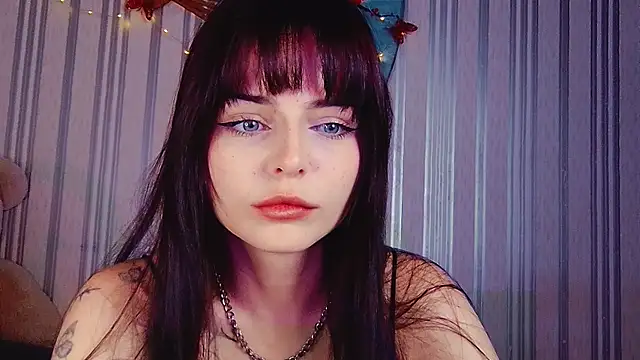 ArianaLight online show from 07-20-26, 04:53