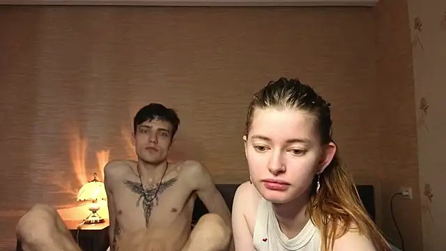 EmiliaCouple online show from 07-11-26, 11:13