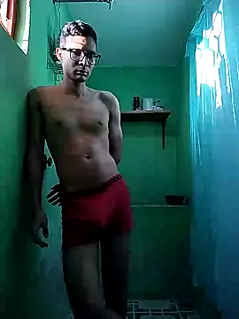 Snapshot of JonaTorres chatting on 10-12-25, 11:15 JonaTorres online show from 10-12-25, 11:15