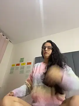 julieta rossi online show from 11-28-25, 03:20