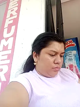 solnechka1 online show from 10-17-25, 04:09