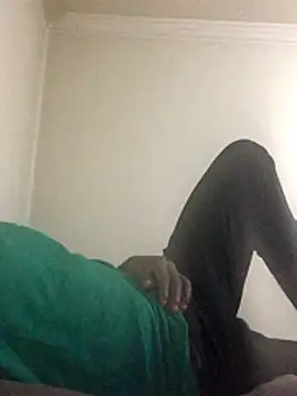 Snapshot of Sahrawi-fhal chatting on 10-27-25, 12:36 Sahrawi-fhal online show from 10-27-25, 12:36