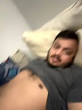 Snapshot of indianguysolo chatting on 10-30-25, 06:37 indianguysolo online show from 10-30-25, 06:37