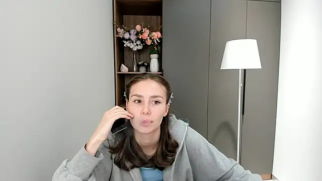 MonetLeitman online show from 10-12-25, 02:10