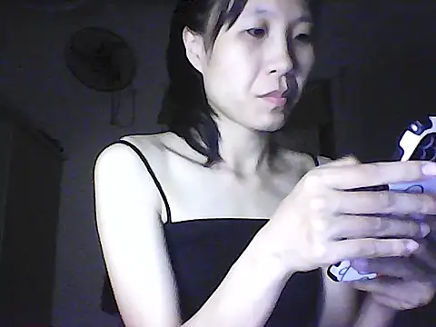 Ninaa Show online show from 10-15-25, 03:23