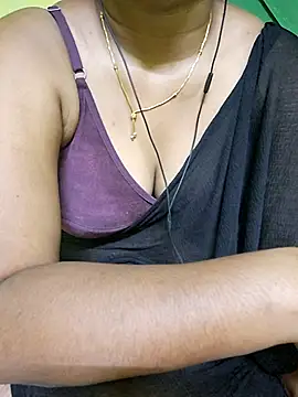 tamil kanaka online show from 04-25-26, 04:04