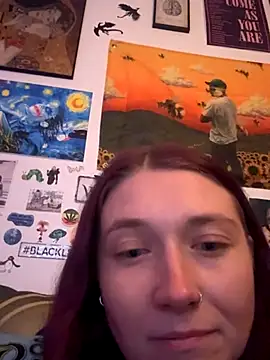 Snapshot of PauliinaBlue chatting on 10-11-25, 10:30 PauliinaBlue online show from 10-11-25, 10:30