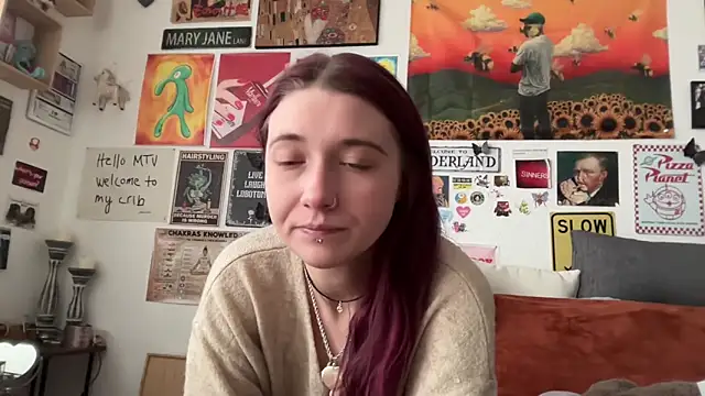 Snapshot of PauliinaBlue chatting on 10-29-25, 03:03 PauliinaBlue online show from 10-29-25, 03:03