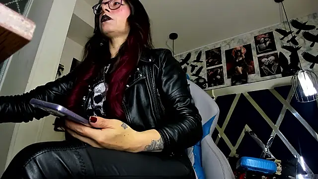 Evangelinejoness  online show from 02-02-26, 11:42