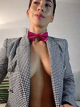 Alice Barry online show from 01-07-26, 02:14