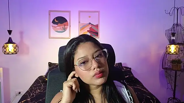 natachacole online show from 10-14-25, 11:11
