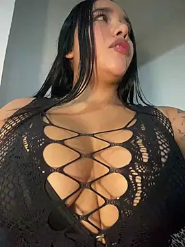 Snapshot of mis-violetha chatting on 05-01-26, 03:00 mis-violetha online show from 05-01-26, 03:00