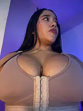 Snapshot of mis-violetha chatting on 05-16-26, 12:29 mis-violetha online show from 05-16-26, 12:29