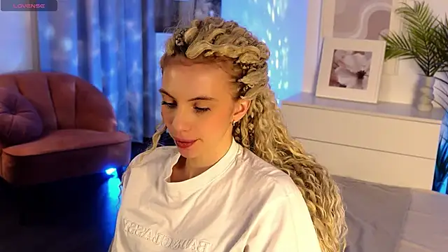 mia silkk online show from 12-18-25, 06:19