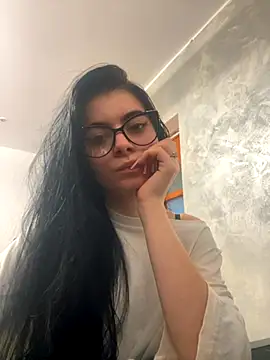 MissHerra2 online show from 11-03-25, 02:51