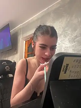 MissHerra2 online show from 11-27-25, 05:59