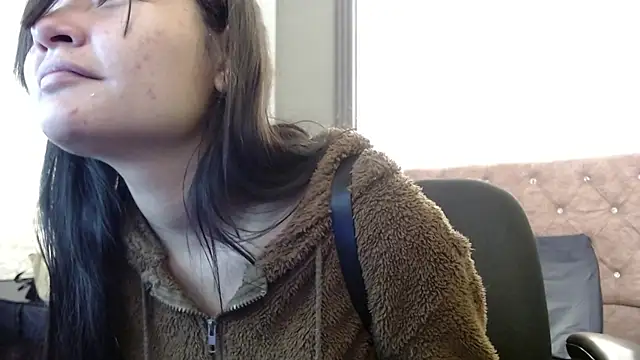 Snapshot of _kita chatting on 11-12-25, 12:27 kita online show from 11-12-25, 12:27