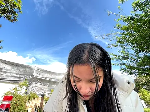 Snapshot of _kita chatting on 11-15-25, 12:45 kita online show from 11-15-25, 12:45