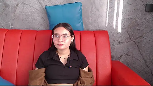 Snapshot of _kita chatting on 12-19-25, 04:03 kita online show from 12-19-25, 04:03