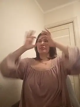 Ambika beauty online show from 03-24-26, 10:37