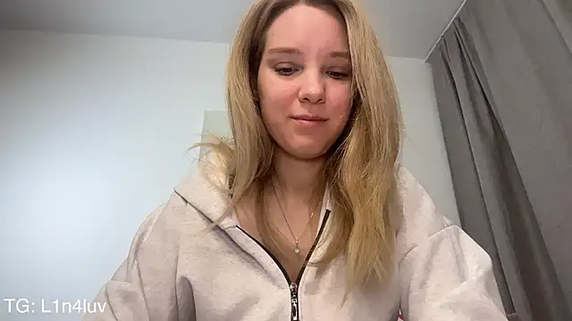 AIicaparkerc online show from 03-31-26, 01:18