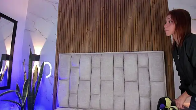 Sassha ferrer online show from 03-04-26, 06:14