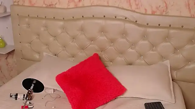 GabbiePrice online show from 02-07-26, 03:16