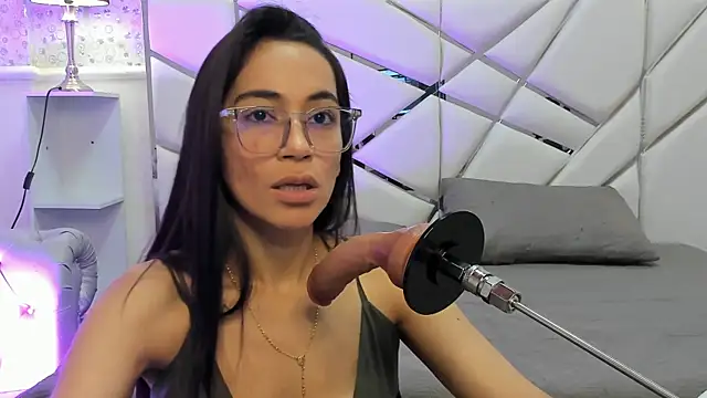 GabbiePrice online show from 05-12-26, 02:36