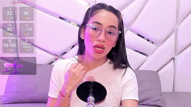 GabbiePrice online show from 05-18-26, 01:28
