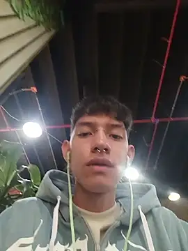 heyy noah11 online show from 11-16-25, 07:52