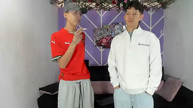 heyy noah11 online show from 04-06-26, 01:45