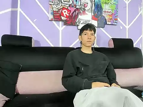 heyy noah11 online show from 04-10-26, 01:38