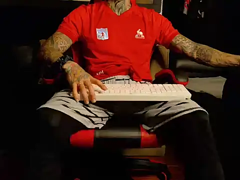 Molotov Explosive online show from 11-07-25, 12:10