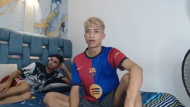 EMPIRE BOYS1 online show from 03-26-26, 07:19