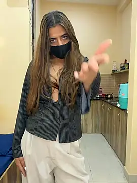 deepikaa aroraa online show from 03-07-26, 09:28