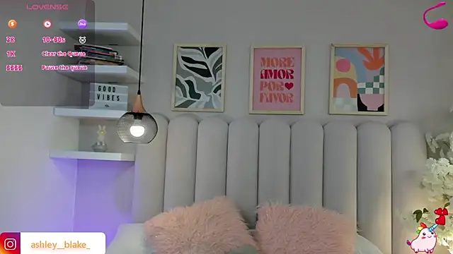 Isabella  gonzalez  online show from 12-02-25, 03:34