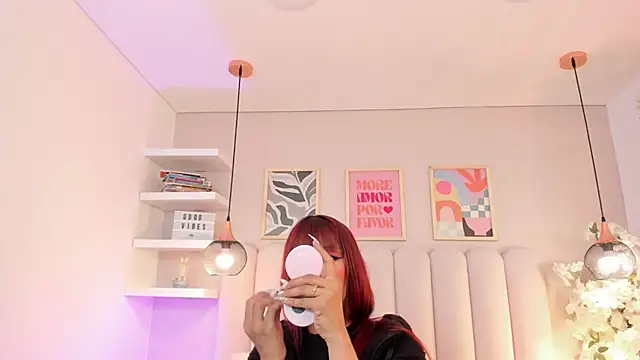 Isabella  gonzalez  online show from 12-15-25, 02:27