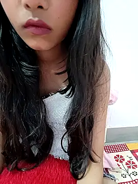 Snapshot of Mustardqueen chatting on 10-15-25, 02:28 Mustardqueen online show from 10-15-25, 02:28