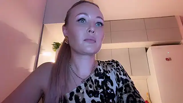 Snapshot of Biryanna chatting on 03-29-26, 09:48 Biryanna online show from 03-29-26, 09:48