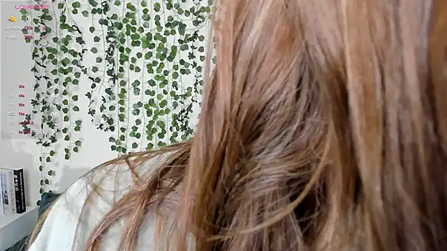 sweet and flirt online show from 10-31-25, 07:09