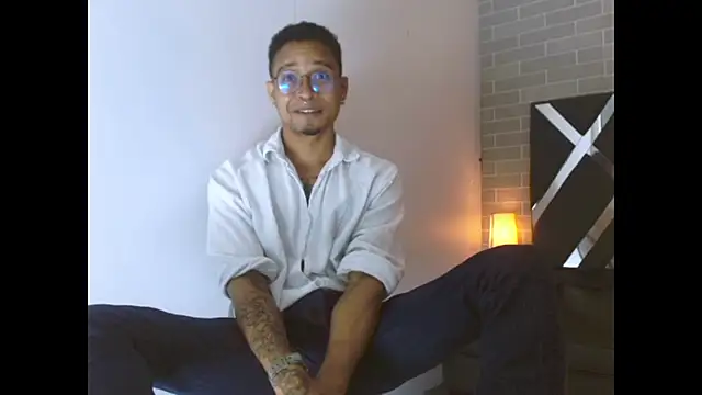 Jayden Morris online show from 04-18-26, 02:04