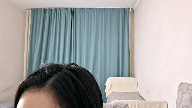 Lyndasilk online show from 04-07-26, 02:17