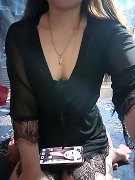 LeanaLy online show from 03-07-26, 01:02