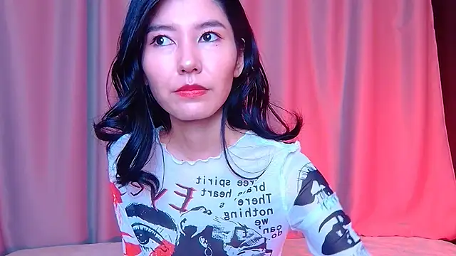 Snapshot of sunarinsun chatting on 10-27-25, 10:03 sunarinsun online show from 10-27-25, 10:03